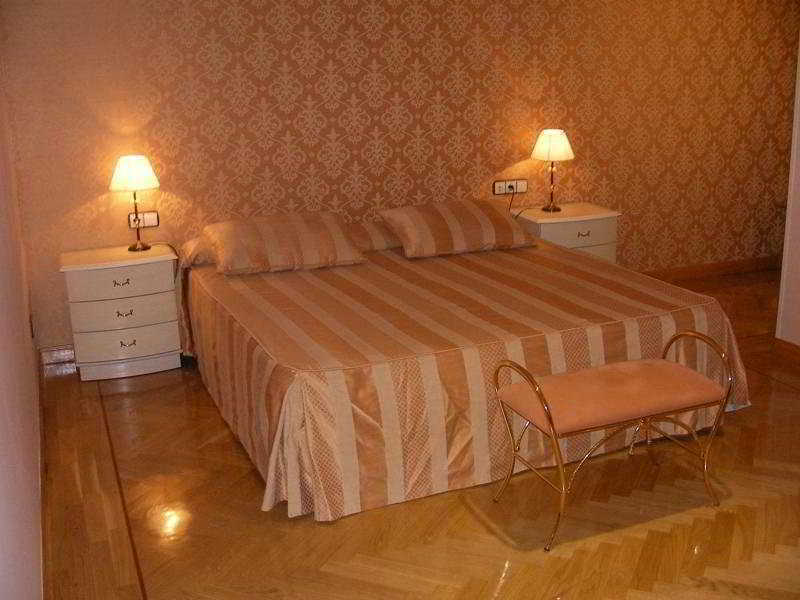 Checkin Madrid Parla Ξενοδοχείο Δωμάτιο φωτογραφία